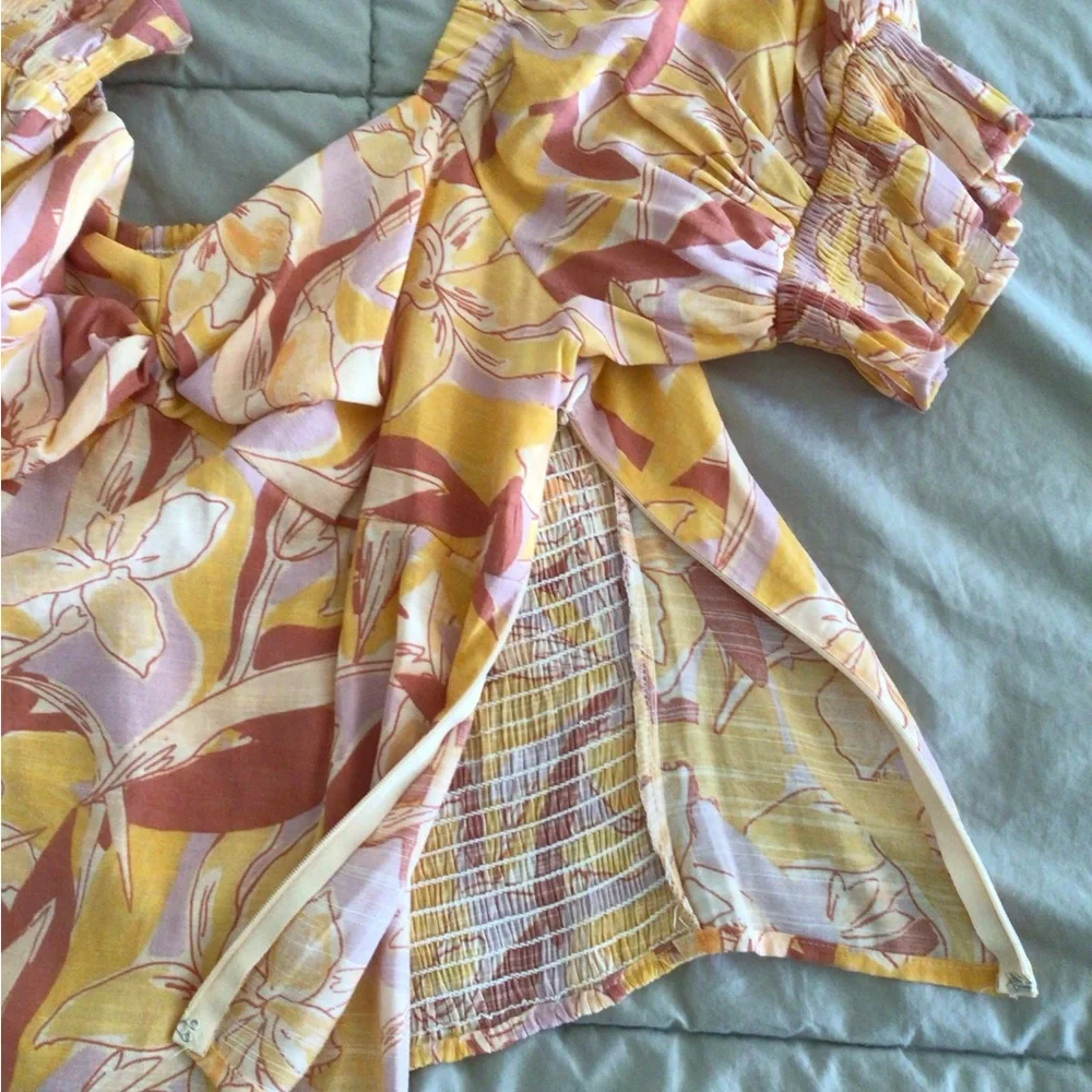 2/$10 Women’s Peasant Style Blouse - Picture 7 of 8